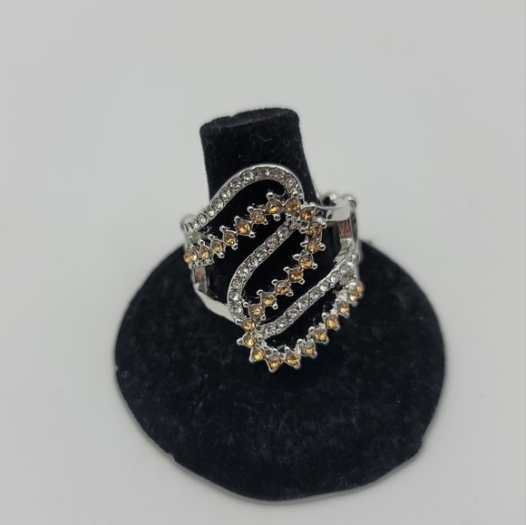 Paparazzi make wave Rhinestone ring - Picture 2 of 5